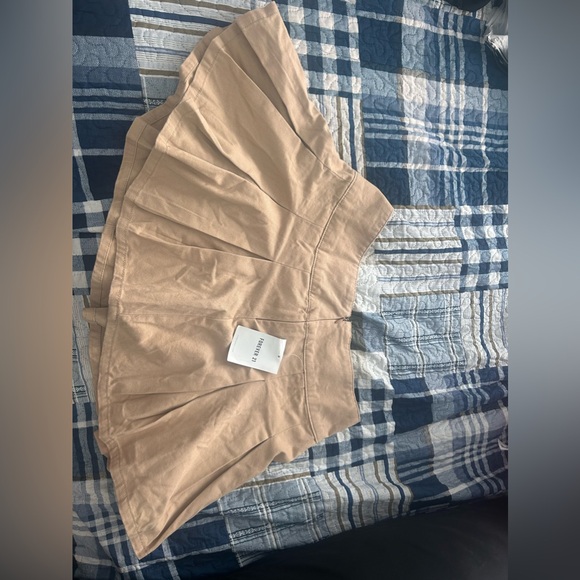 Khaki Pleated Twill Mini Skirt - Picture 7 of 8